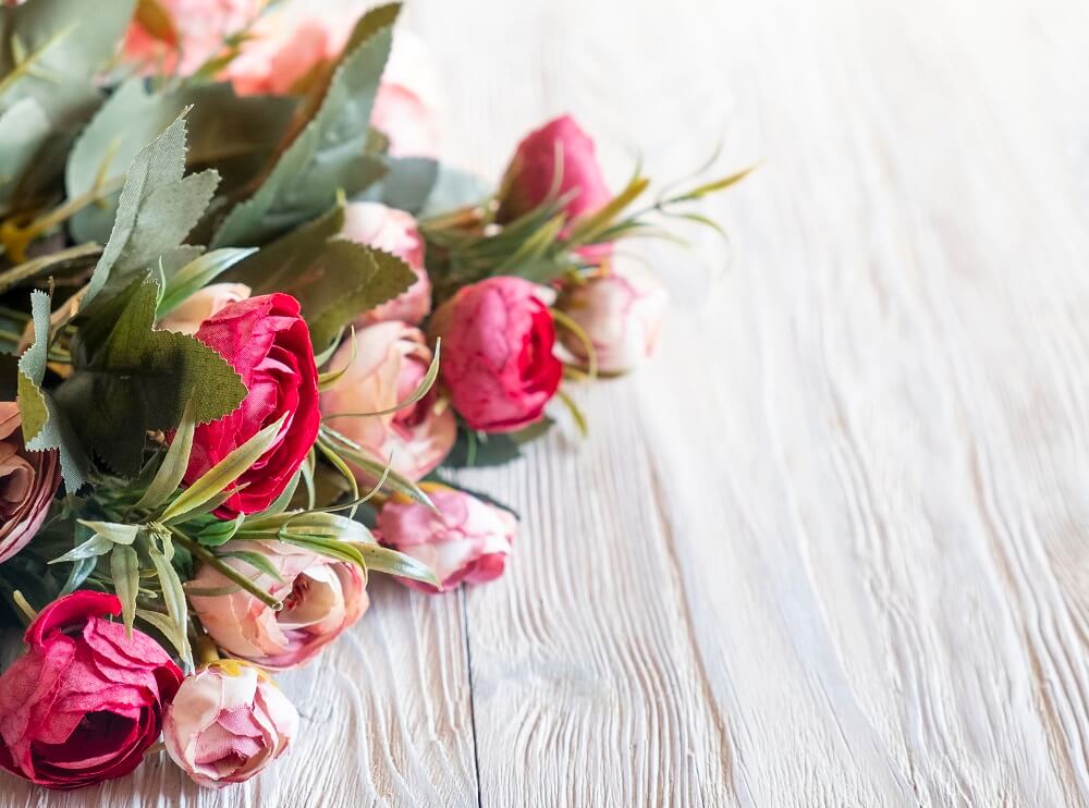 Znicze Fenix 1 Kwiaty Sztuczne I Bukiety Dostepne W Naszej Ofercie Przewodnik Dla Klienta